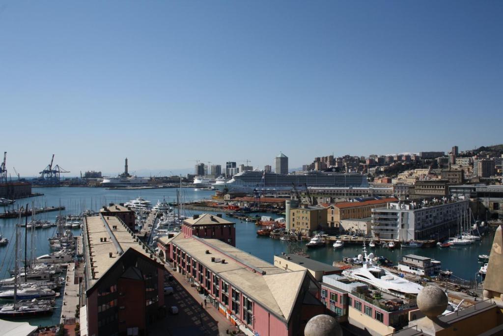 La Superba Rooms & Breakfast Genoa Exterior photo